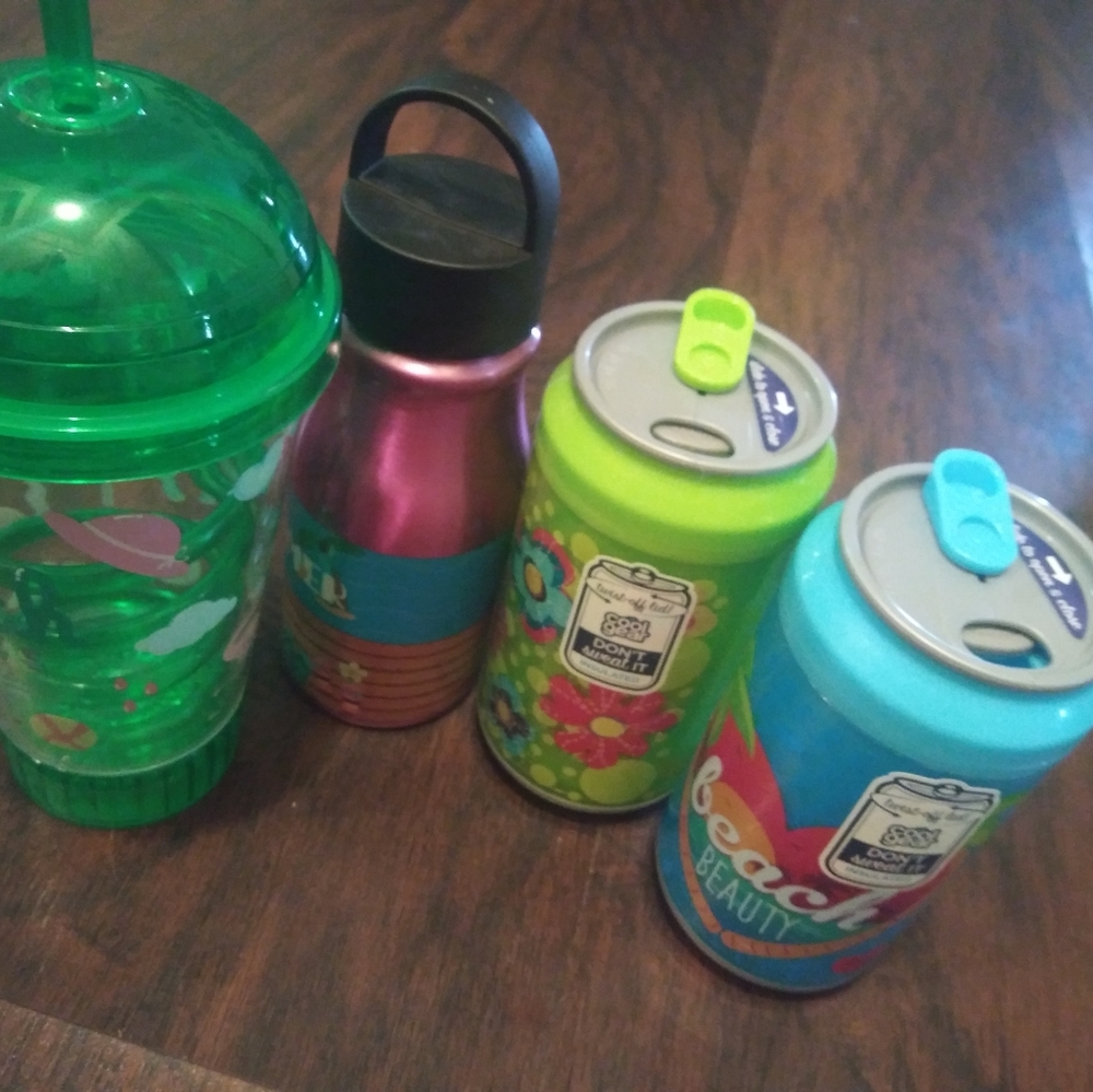 Fun cups lot